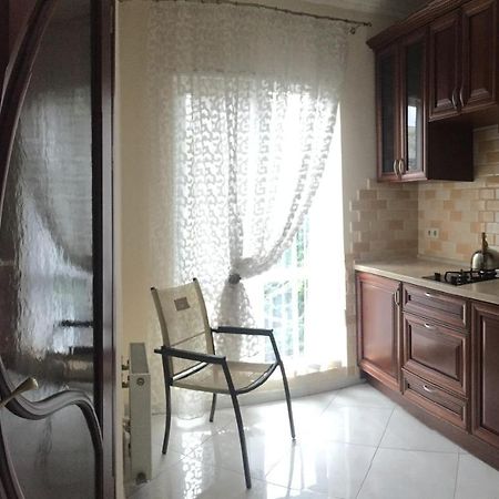 오데사 Cozy Studio Near Greek Square 아파트 외부 사진