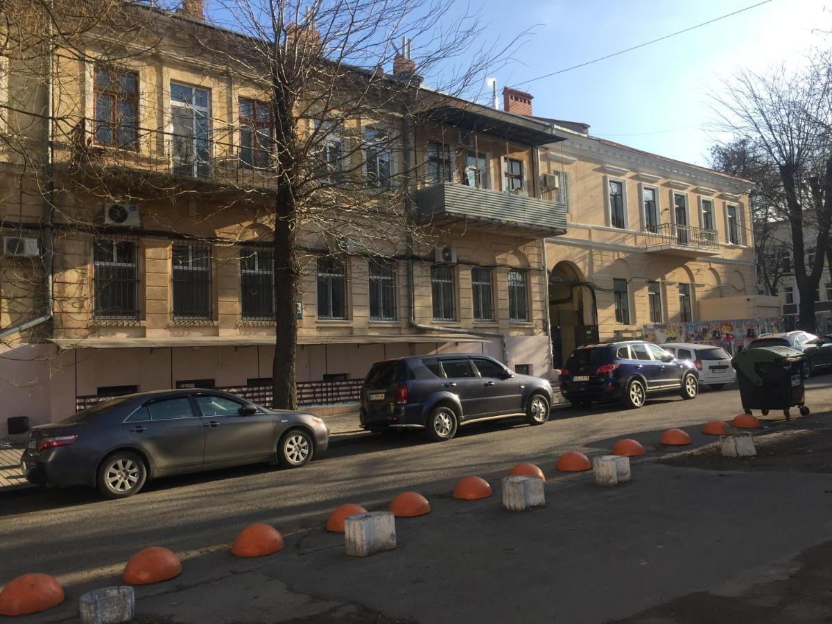 오데사 Cozy Studio Near Greek Square 아파트 외부 사진